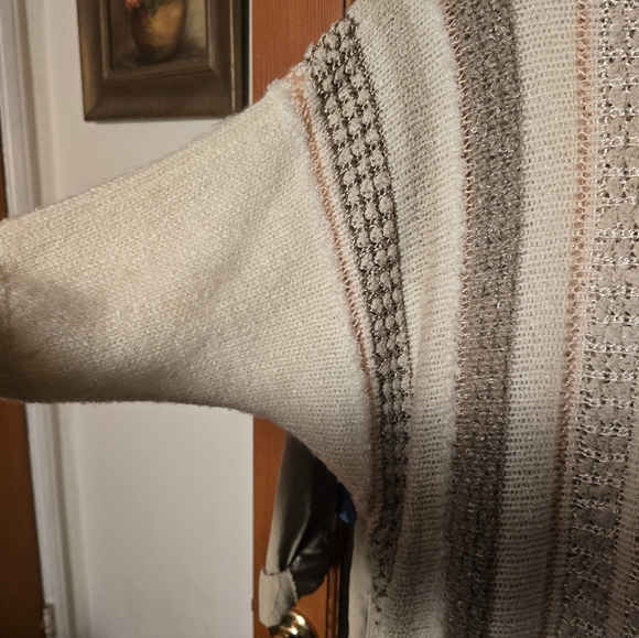 Women's Vintage Striped Knit Sweater - Cream and Gray - Picture 5 of 5